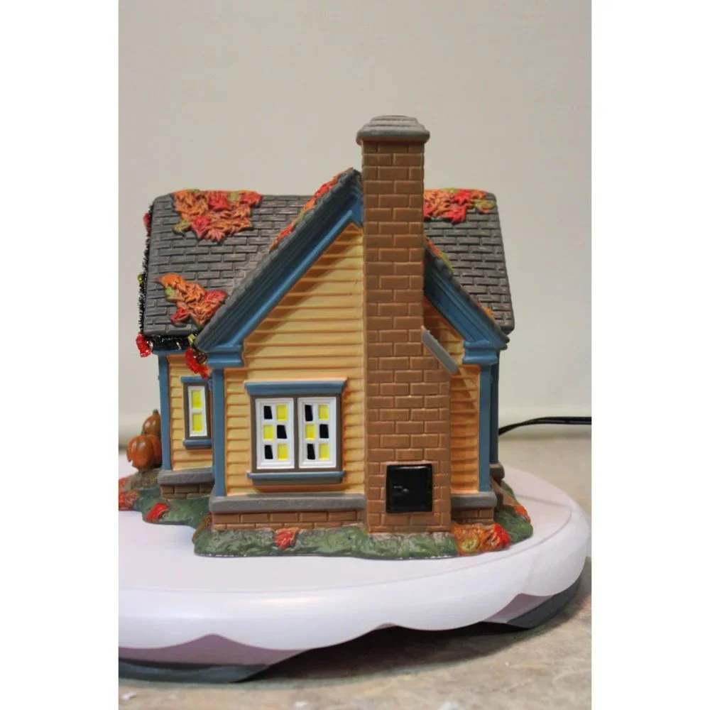 Dept 56 Halloween Village - Trick or Treat Lane with Peanuts - Picture 3 of 10